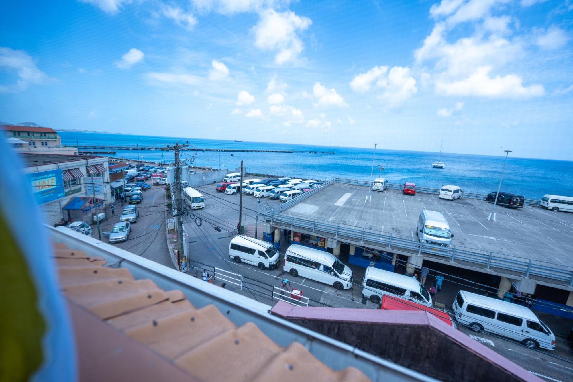 Deyna'S City Inn セントジョージズ エクステリア 写真